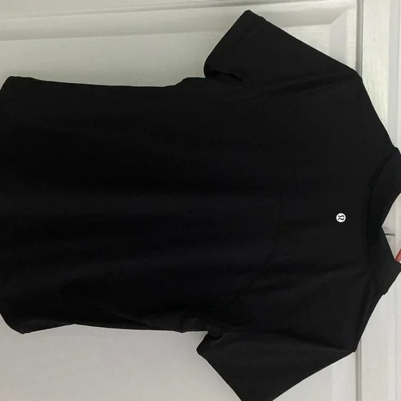 Lululemon Athletica Black Short Sleeve Top - Picture 3 of 3